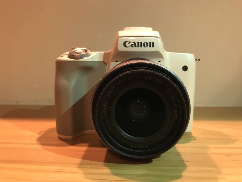 EOS Kiss Mは初心者におすすめのミラーレスカメラ